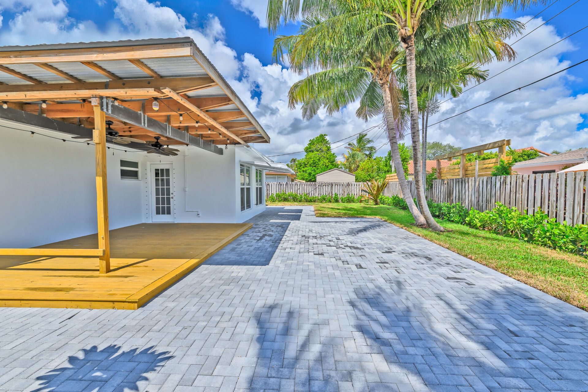 921 SE 15th Court, Deerfield Beach, FL 33441 Photo