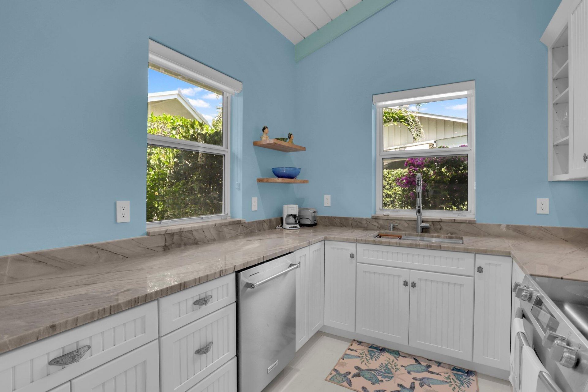 320 S Ocean Boulevard, Unit V-F, Delray Beach, FL 33483 Photo