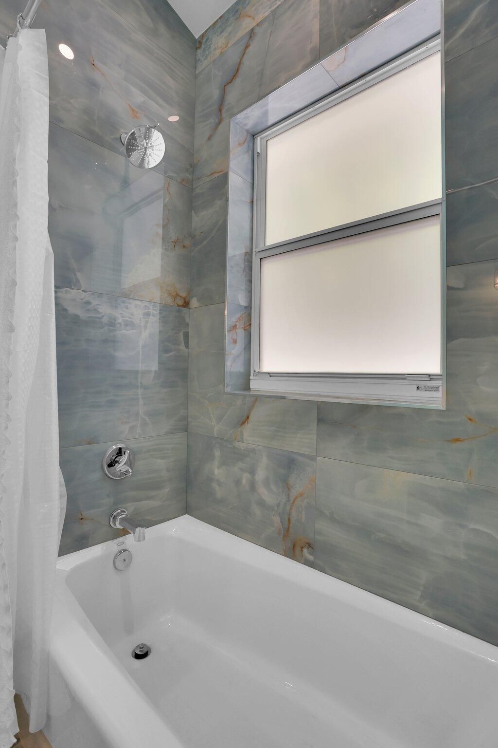 320 S Ocean Boulevard, Unit V-F, Delray Beach, FL 33483 Photo