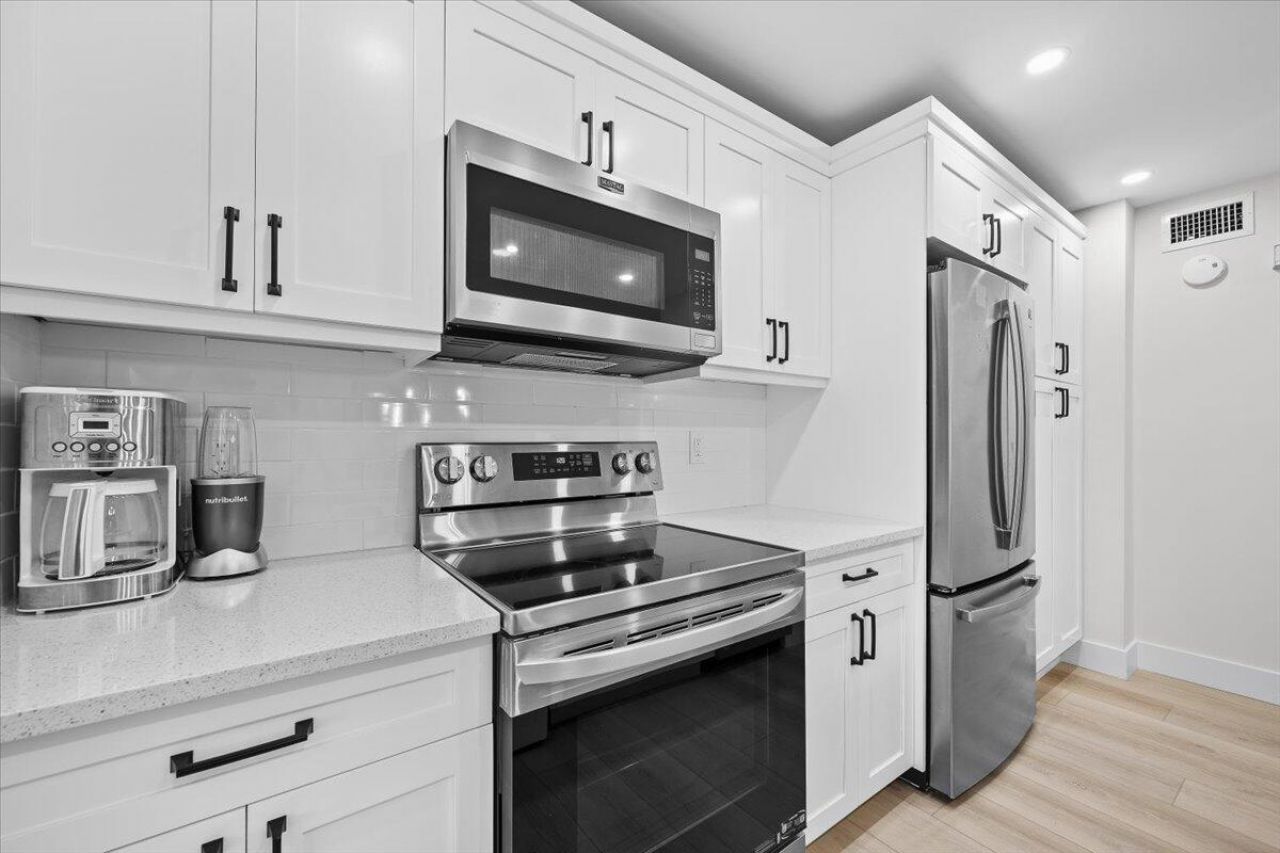 221 Brackenwood Terrace, Palm Beach Gardens, FL 33418 Photo