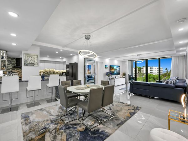 2860 S Ocean Boulevard, Unit 516, Palm Beach, FL 33480