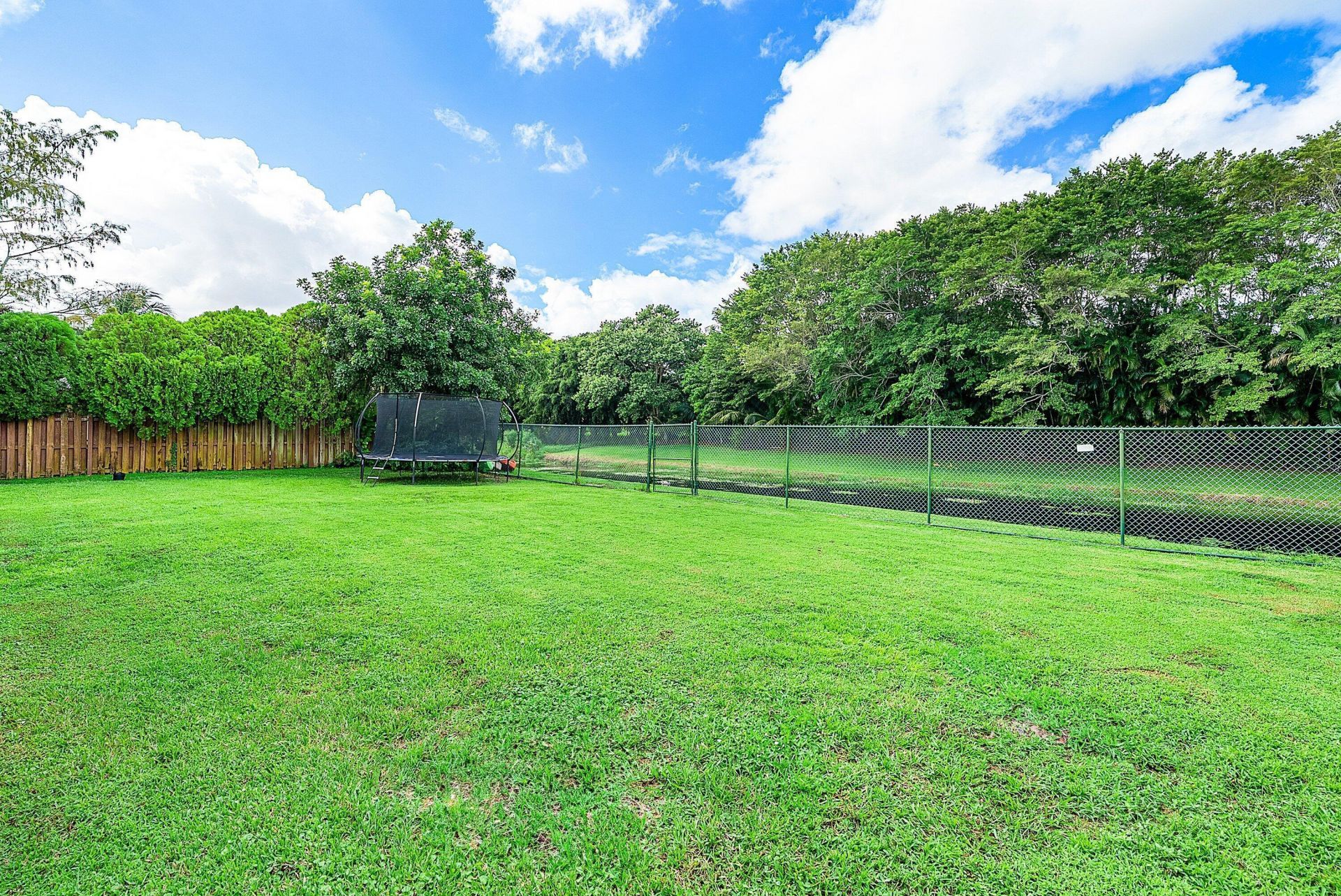 1252 Raintree Lane, Wellington, FL 33414 Photo