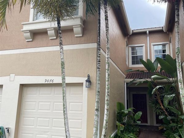9076 PRESTON Place, Unit 9076, Tamarac, FL 33321