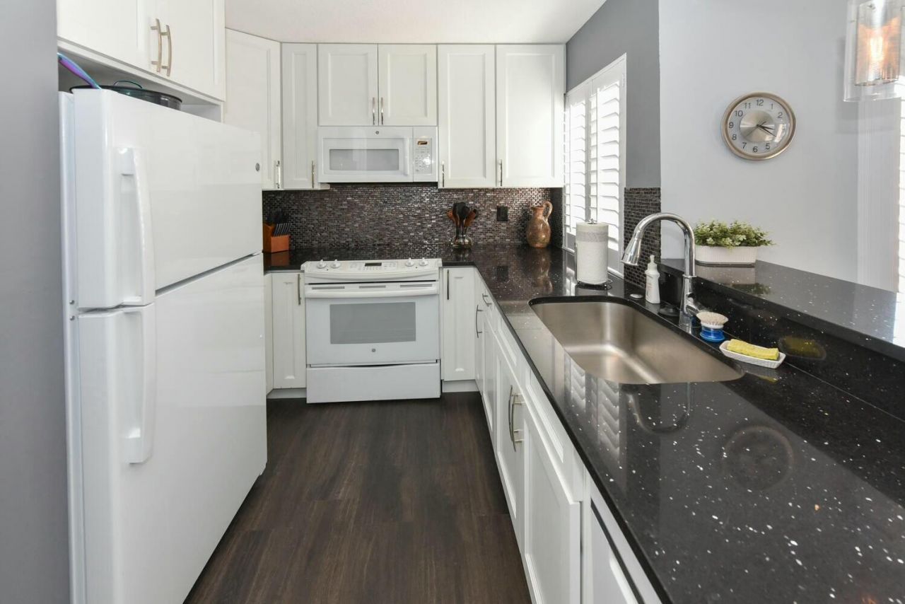353 S Us Hwy 1, Unit B306, Jupiter, FL 33477 Photo