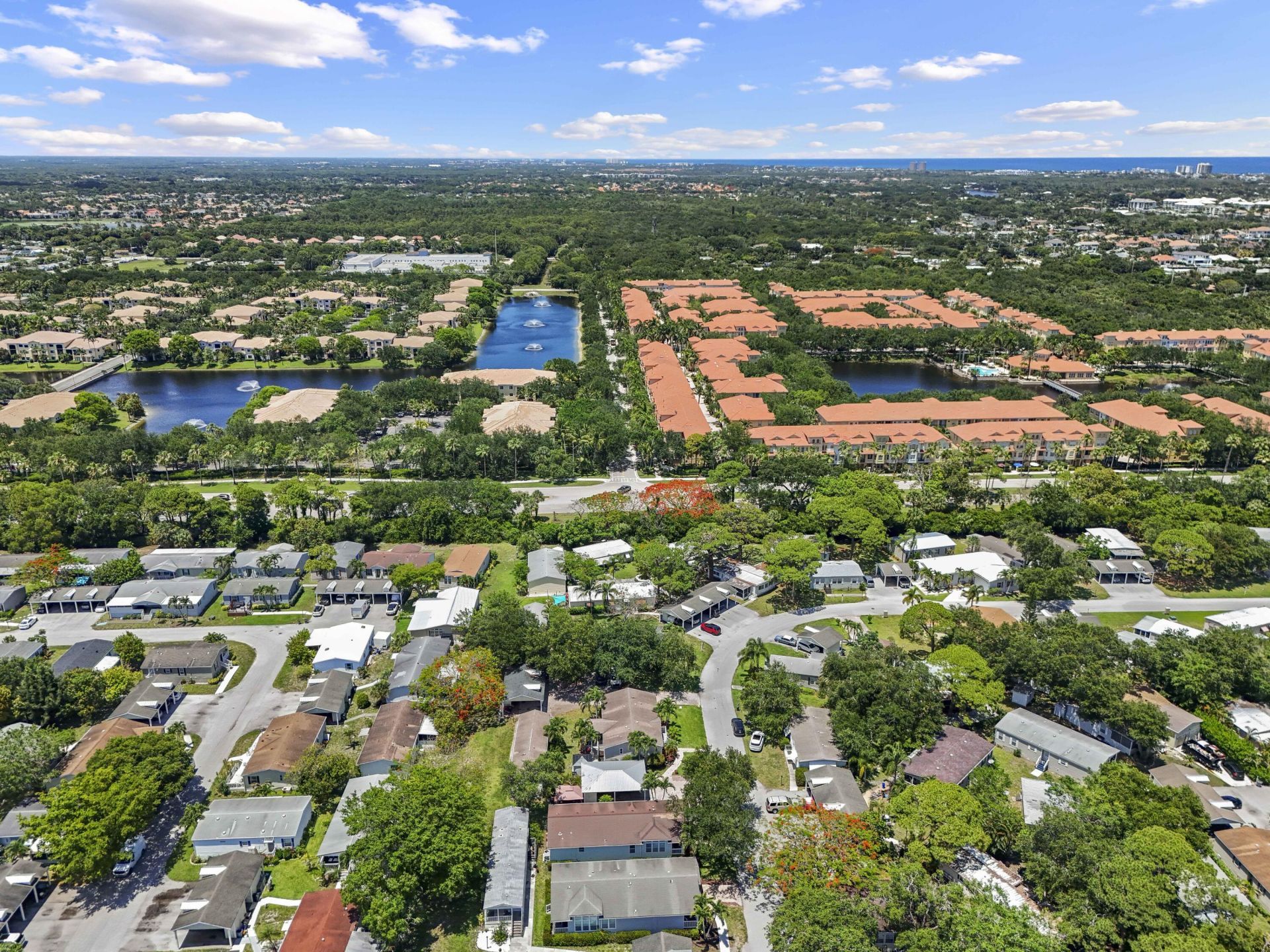 2555 Meadow Ln W Boulevard, Unit #41, Palm Beach Gardens, FL 33410 Photo