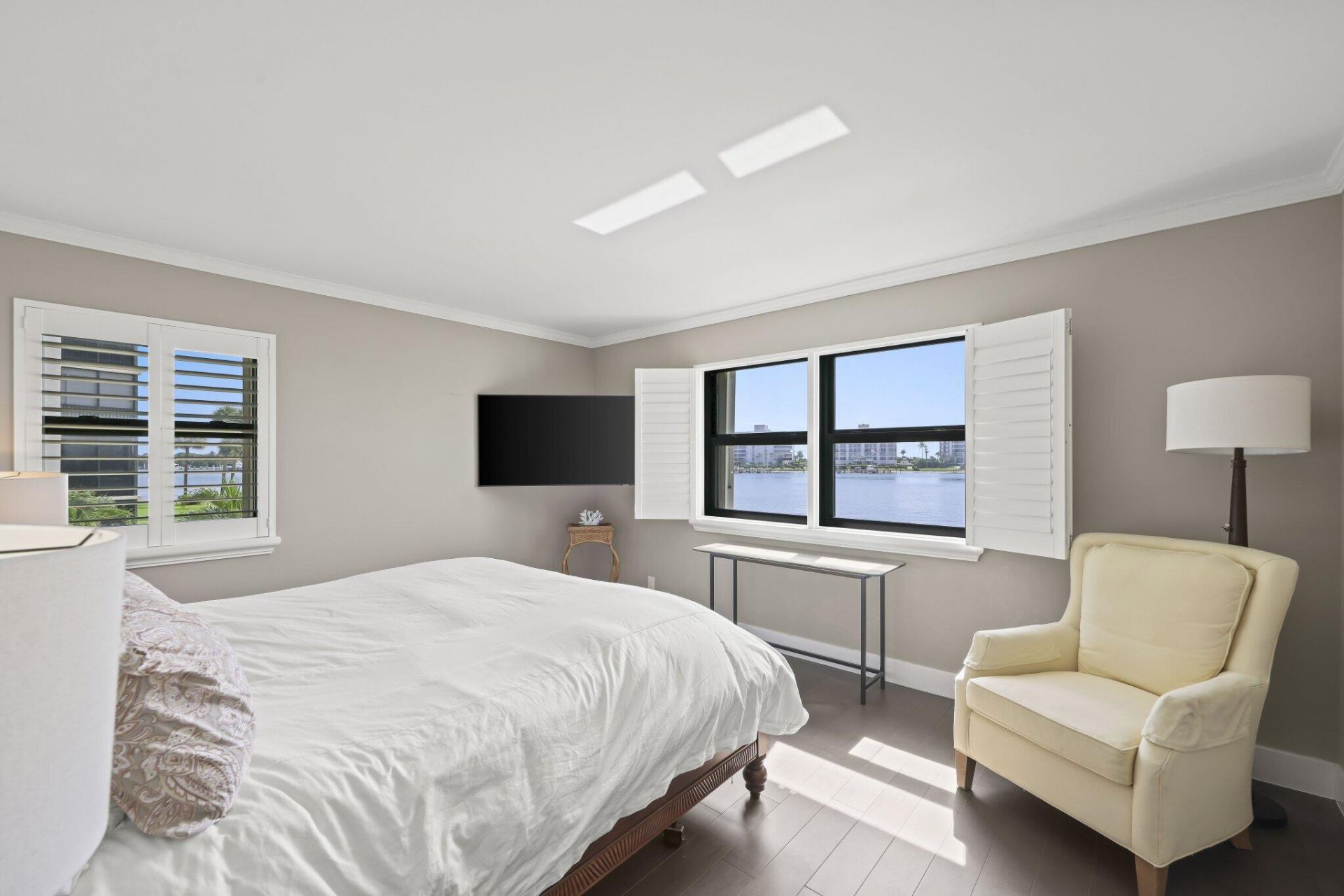 19800 N Sandpointe Bay N Drive N, Unit 201, Tequesta, FL 33469 Photo