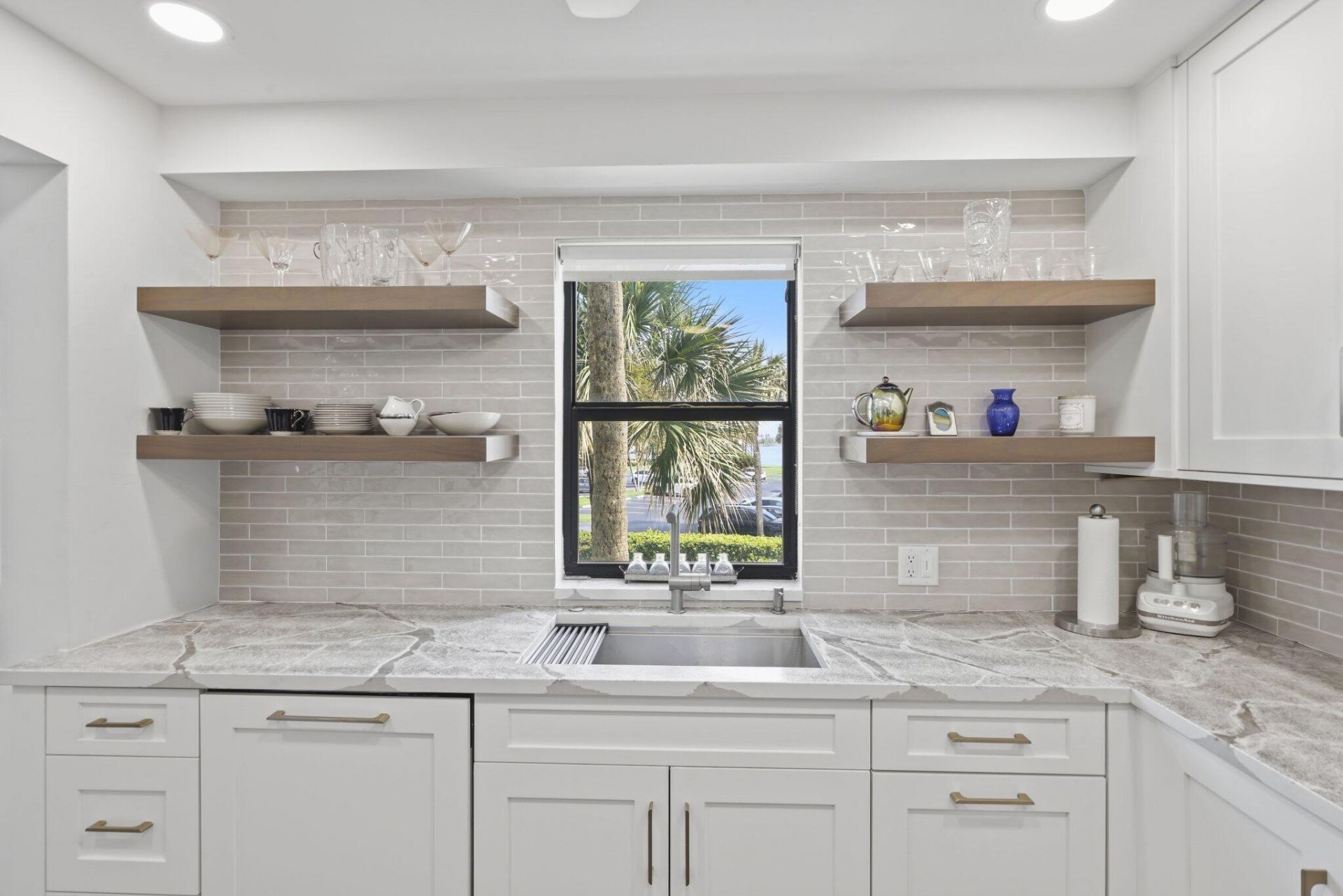 19800 N Sandpointe Bay N Drive N, Unit 201, Tequesta, FL 33469 Photo
