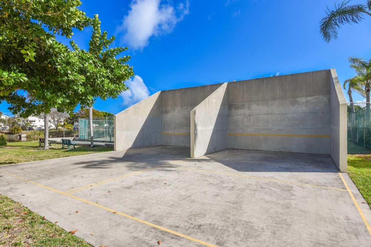 1127 E Seminole Avenue, Unit 24b, Jupiter, FL 33477 Photo