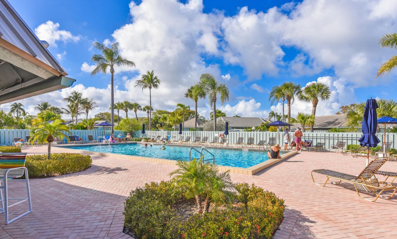 1127 E Seminole Avenue, Unit 24b, Jupiter, FL 33477 Photo
