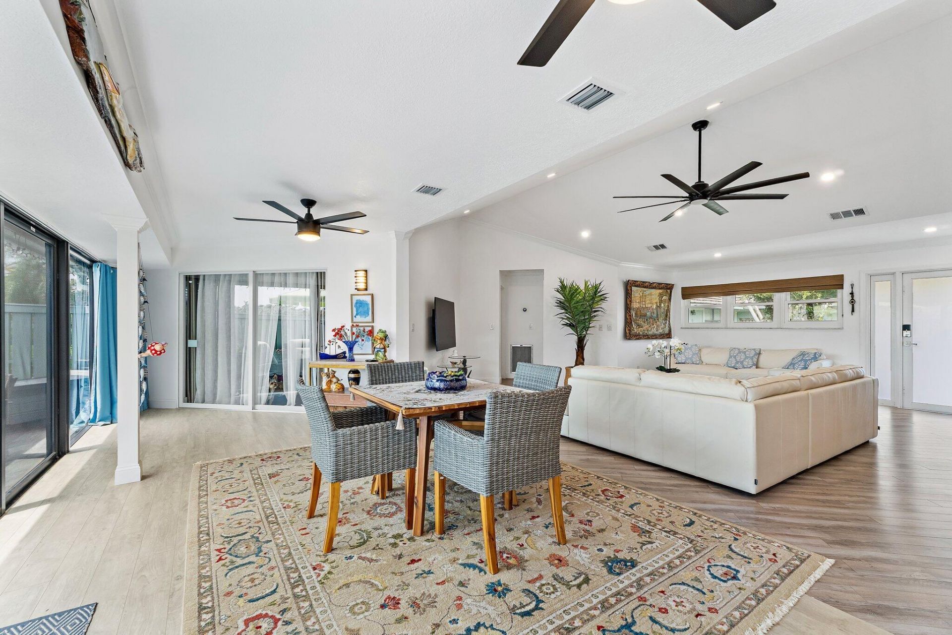 1127 E Seminole Avenue, Unit 24b, Jupiter, FL 33477 Photo