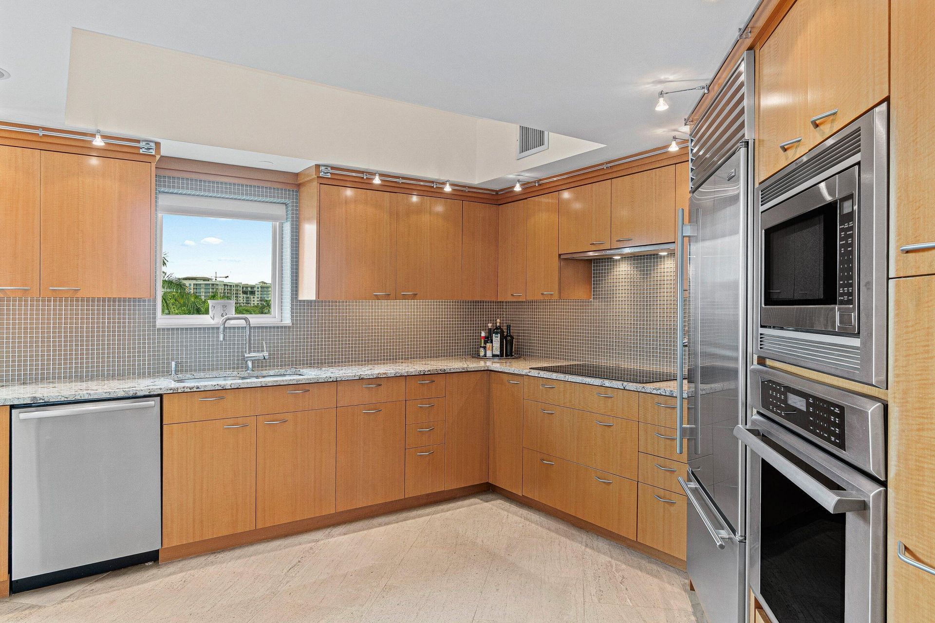 300 SE 5th Avenue, Unit 4140, Boca Raton, FL 33432 Photo