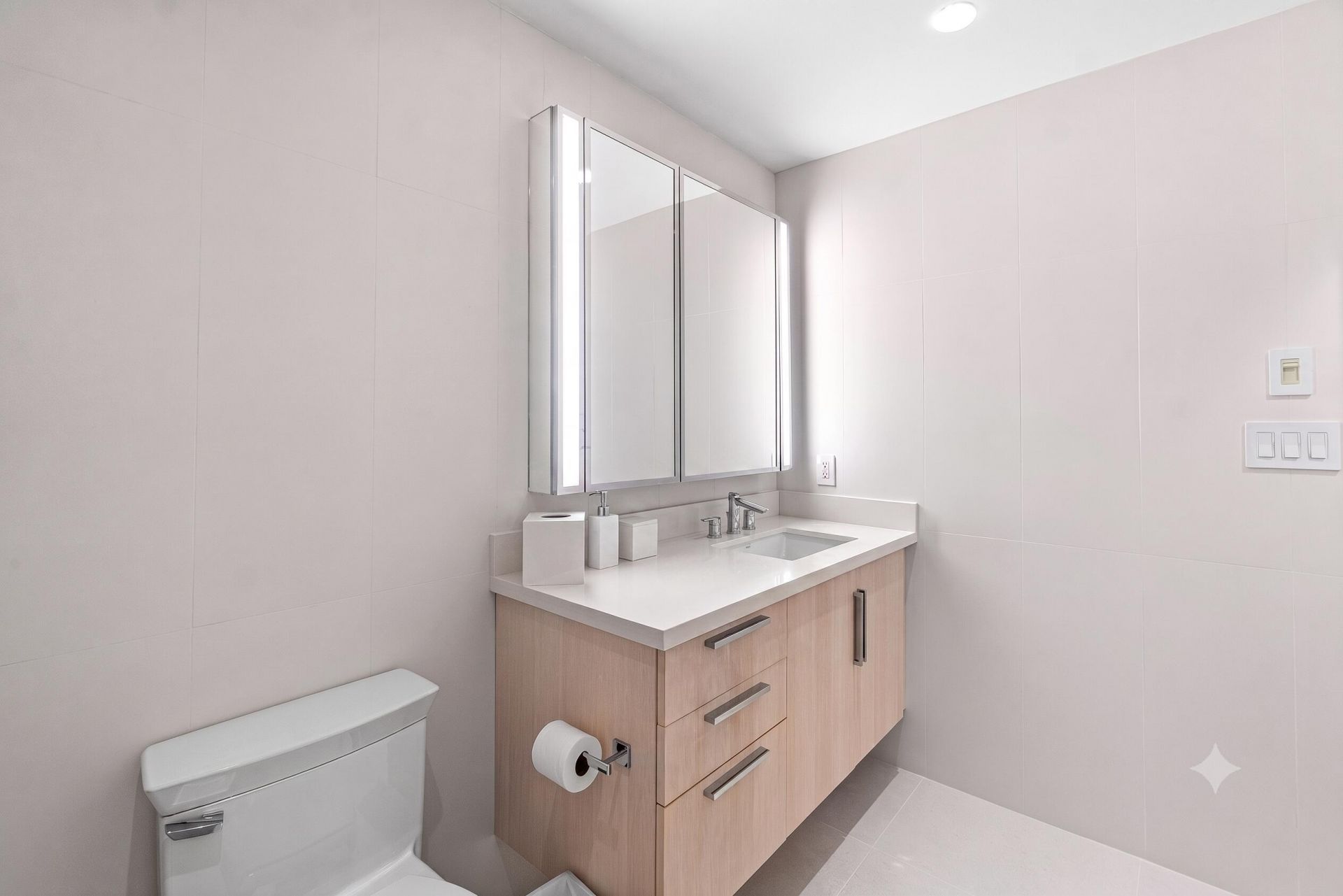 300 SE 5th Avenue, Unit 4140, Boca Raton, FL 33432 Photo