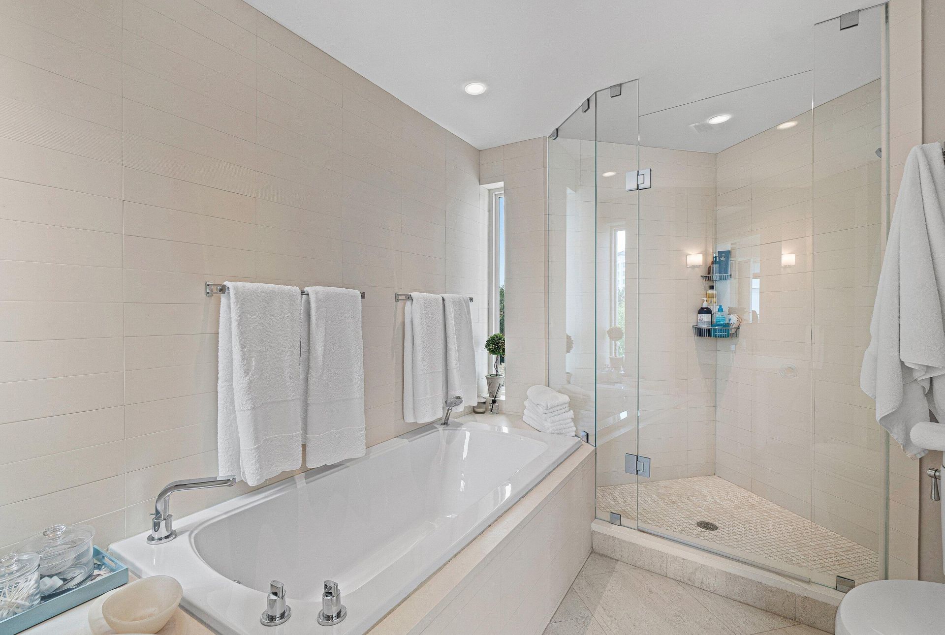 300 SE 5th Avenue, Unit 4140, Boca Raton, FL 33432 Photo