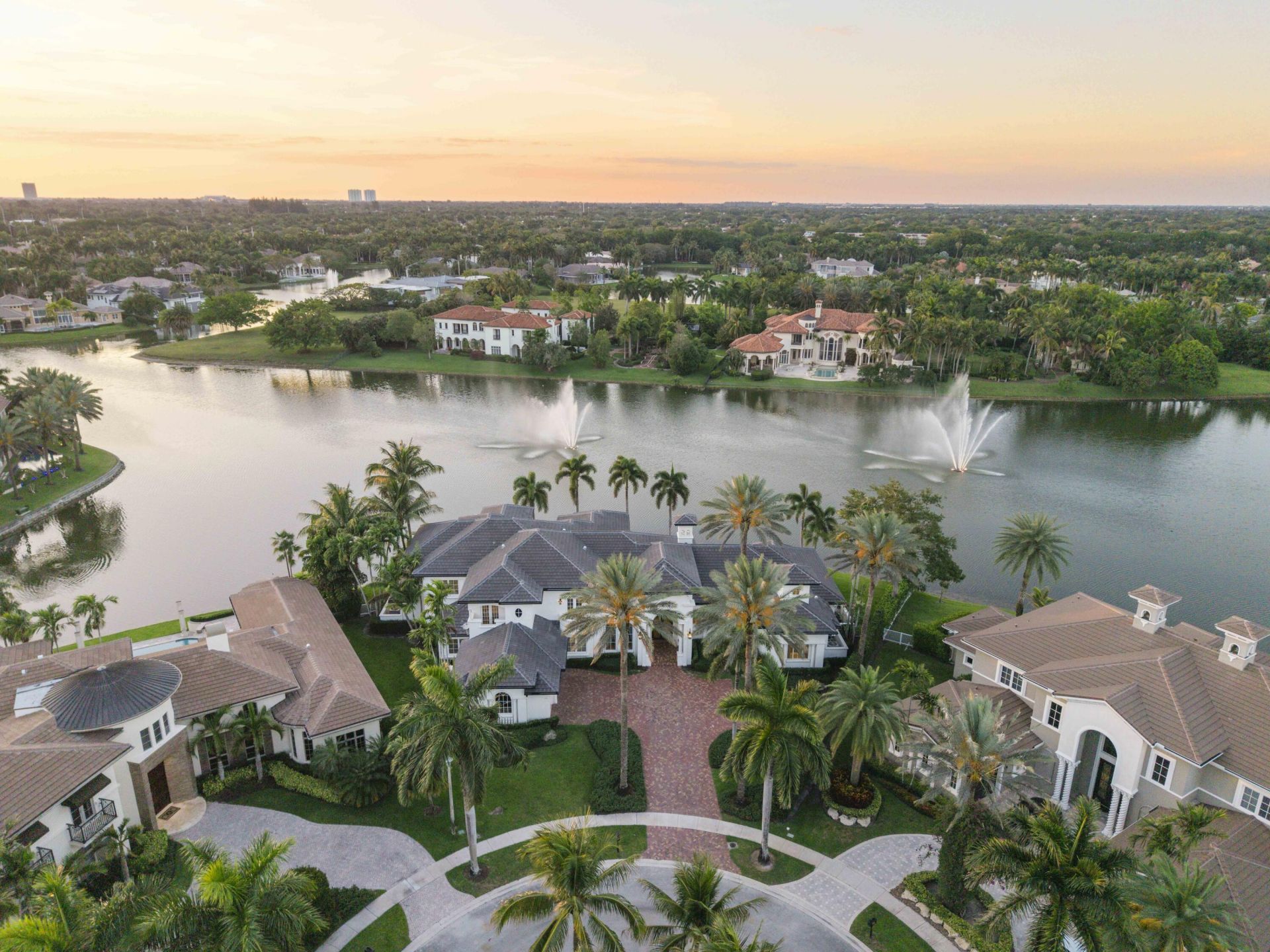 366 Sweet Bay Avenue, Plantation, FL 33324 Photo