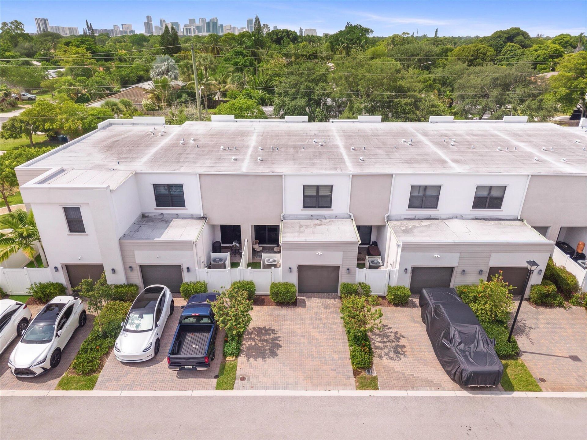 405 NW 17th Street, Fort Lauderdale, FL 33311 Photo