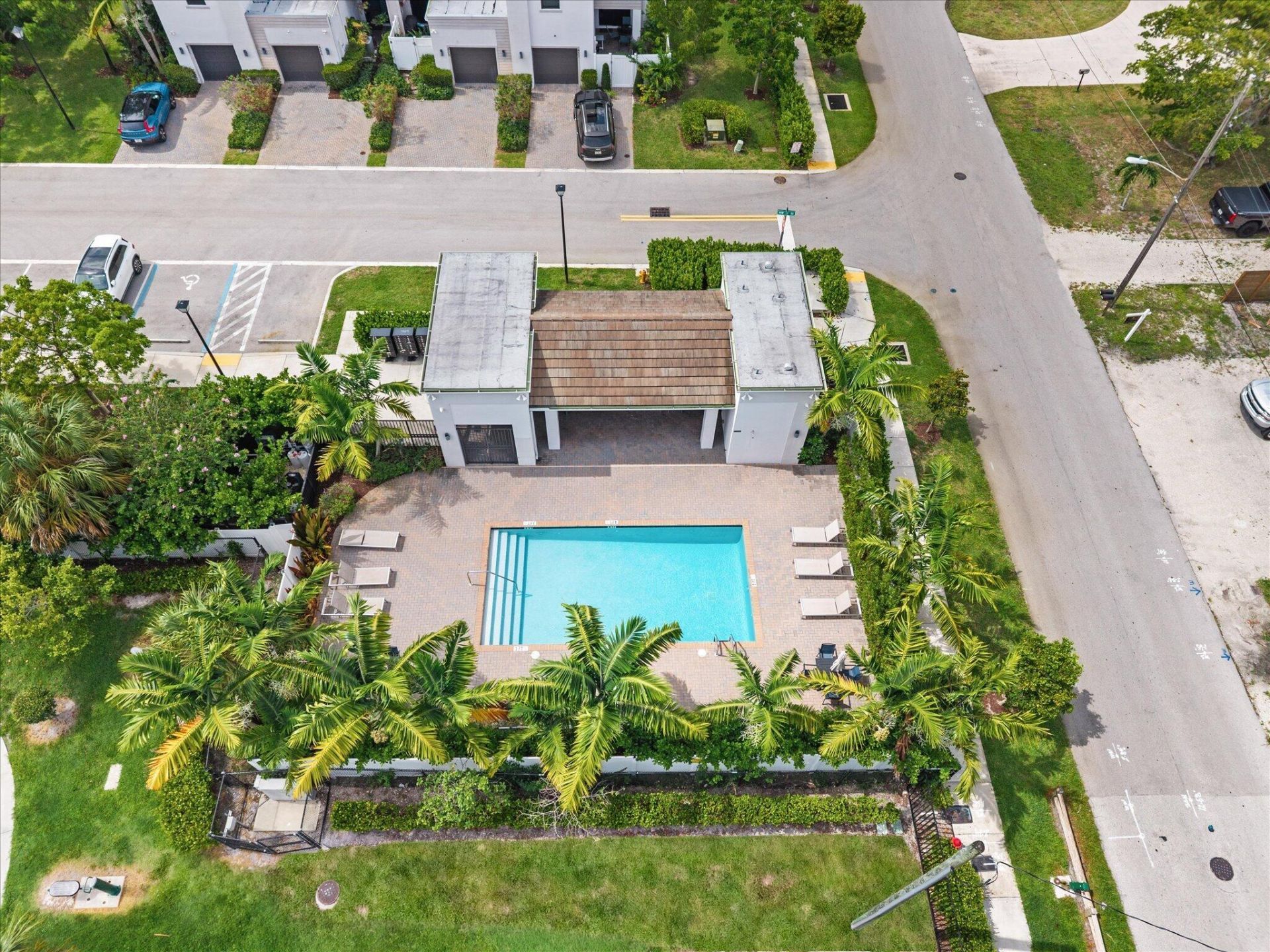 405 NW 17th Street, Fort Lauderdale, FL 33311 Photo