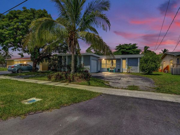 2161 NW 84TH Way, Sunrise, FL 33322