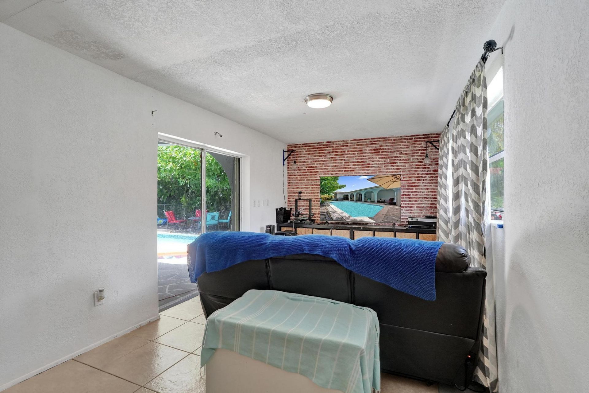 2161 NW 84th Way, Sunrise, FL 33322 Photo