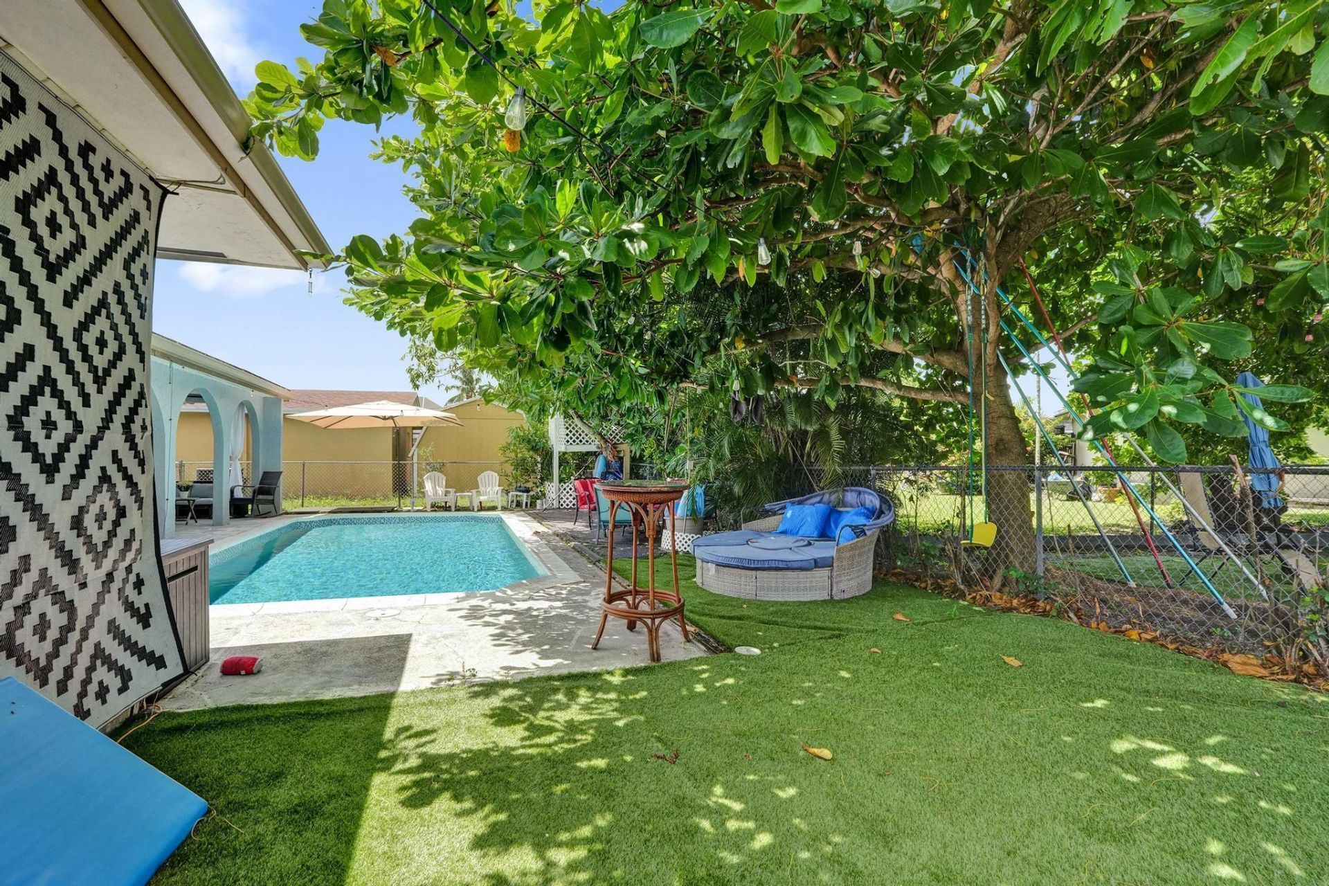2161 NW 84th Way, Sunrise, FL 33322 Photo