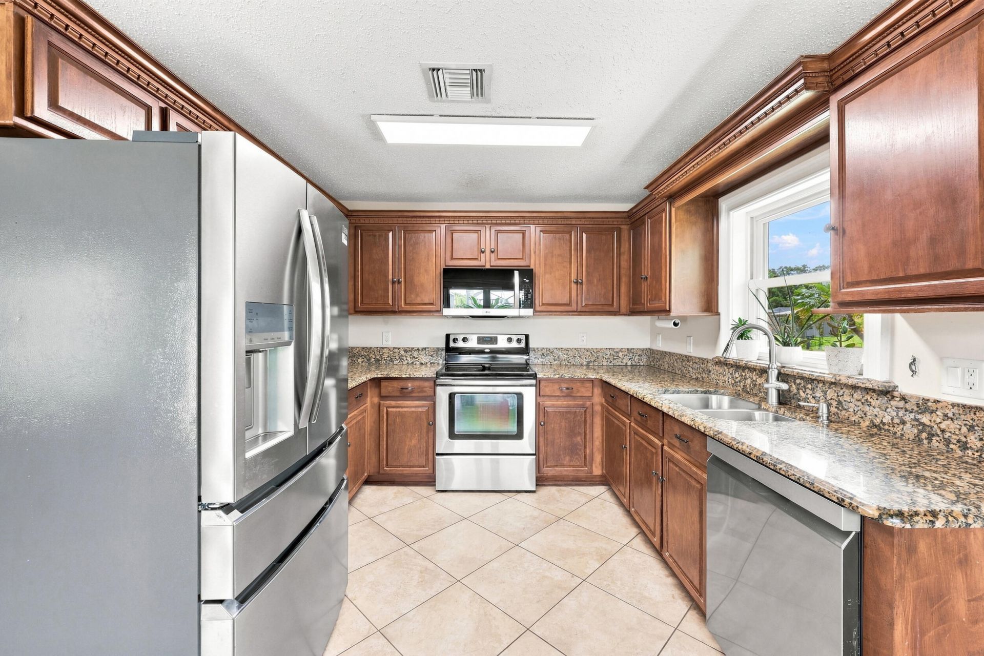 381 NE Surfside Avenue, Port Saint Lucie, FL 34983 Photo