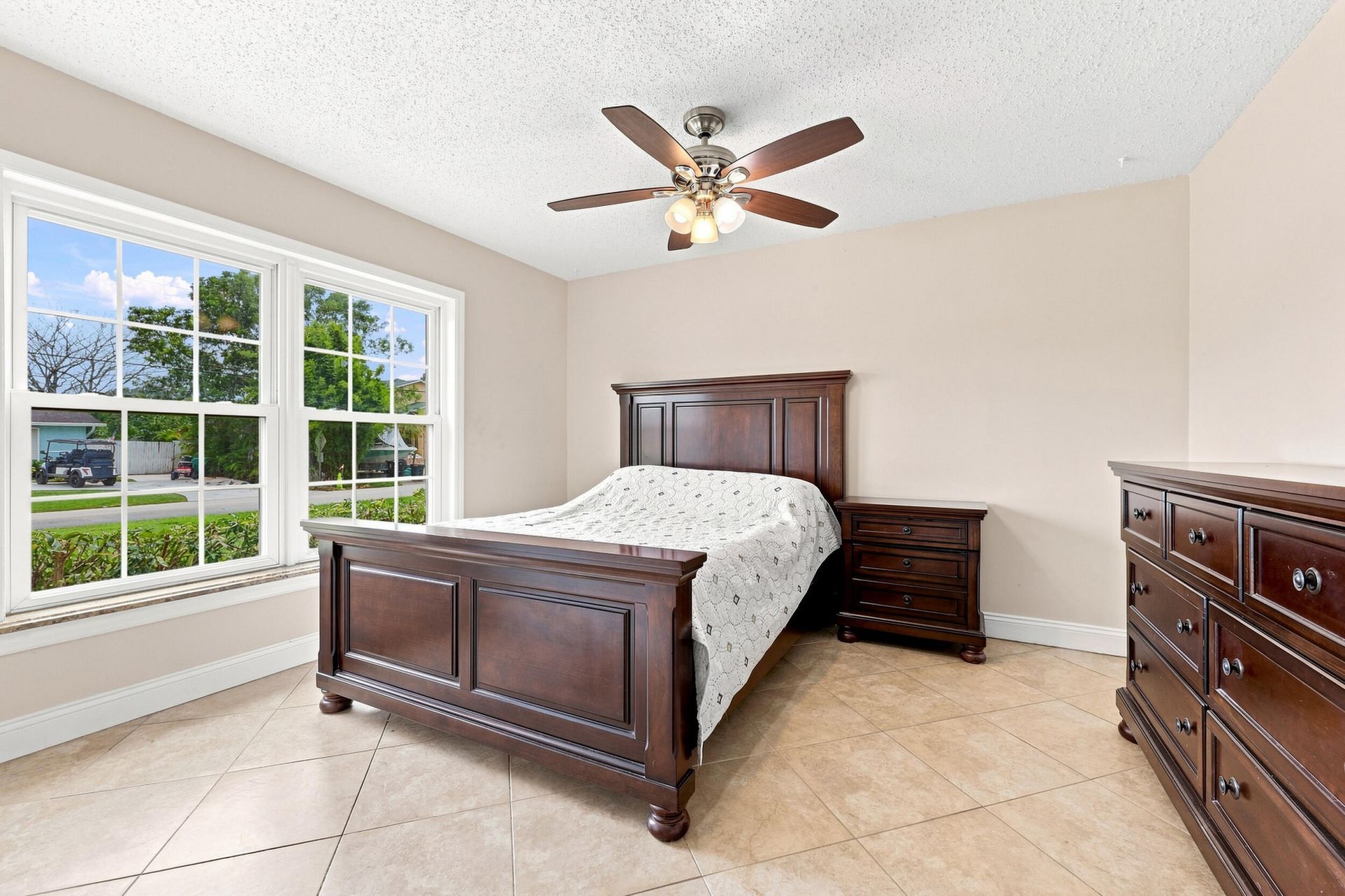 381 NE Surfside Avenue, Port Saint Lucie, FL 34983 Photo