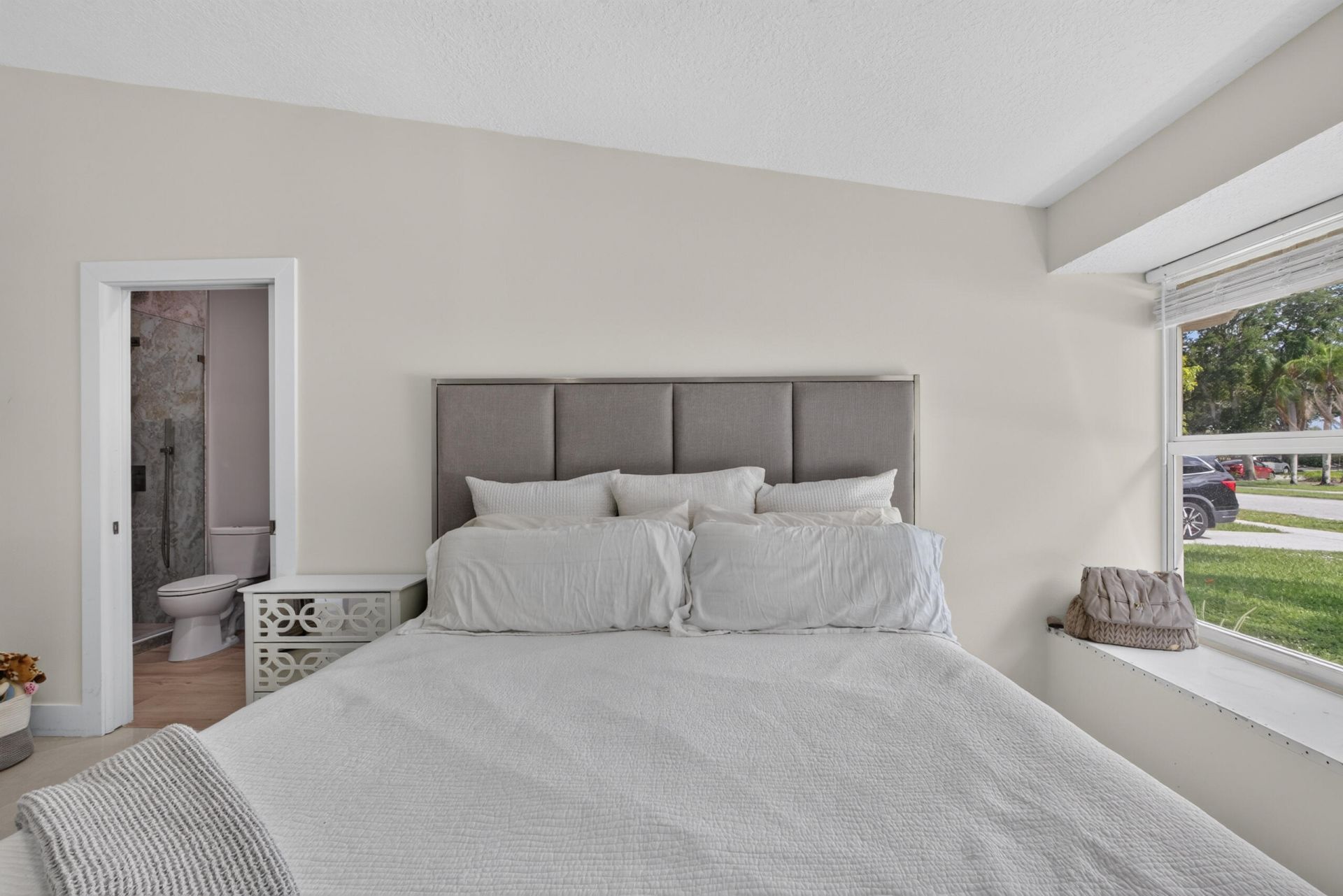 4858 Classic Drive, West Palm Beach, FL 33417 Photo