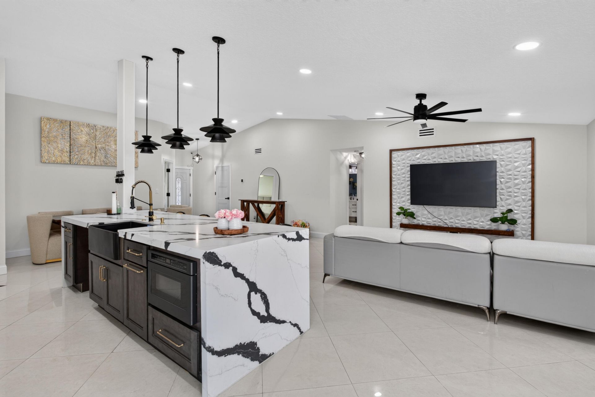 4858 Classic Drive, West Palm Beach, FL 33417 Photo