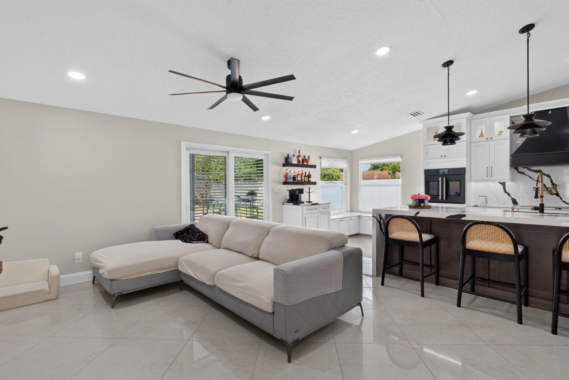 4858 Classic Drive, West Palm Beach, FL 33417 Photo