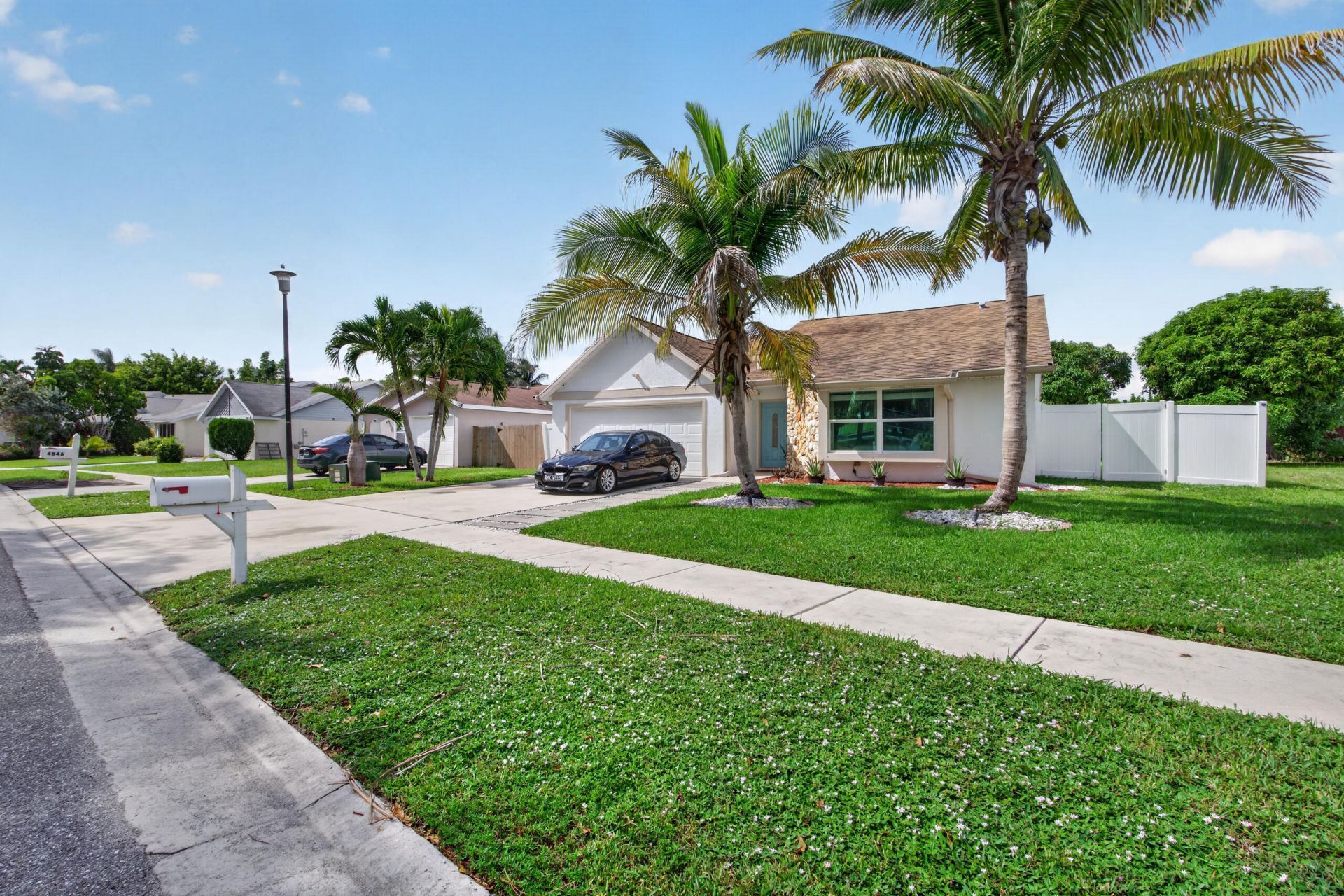 4858 Classic Drive, West Palm Beach, FL 33417 Photo