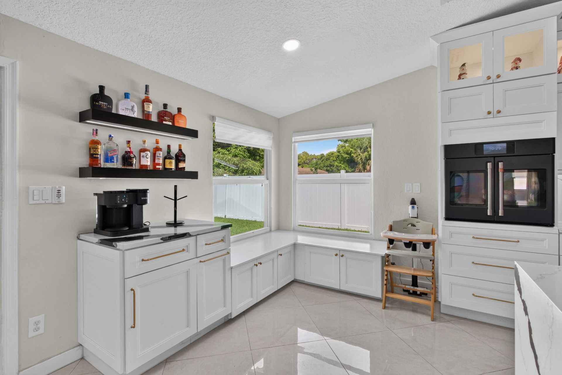 4858 Classic Drive, West Palm Beach, FL 33417 Photo