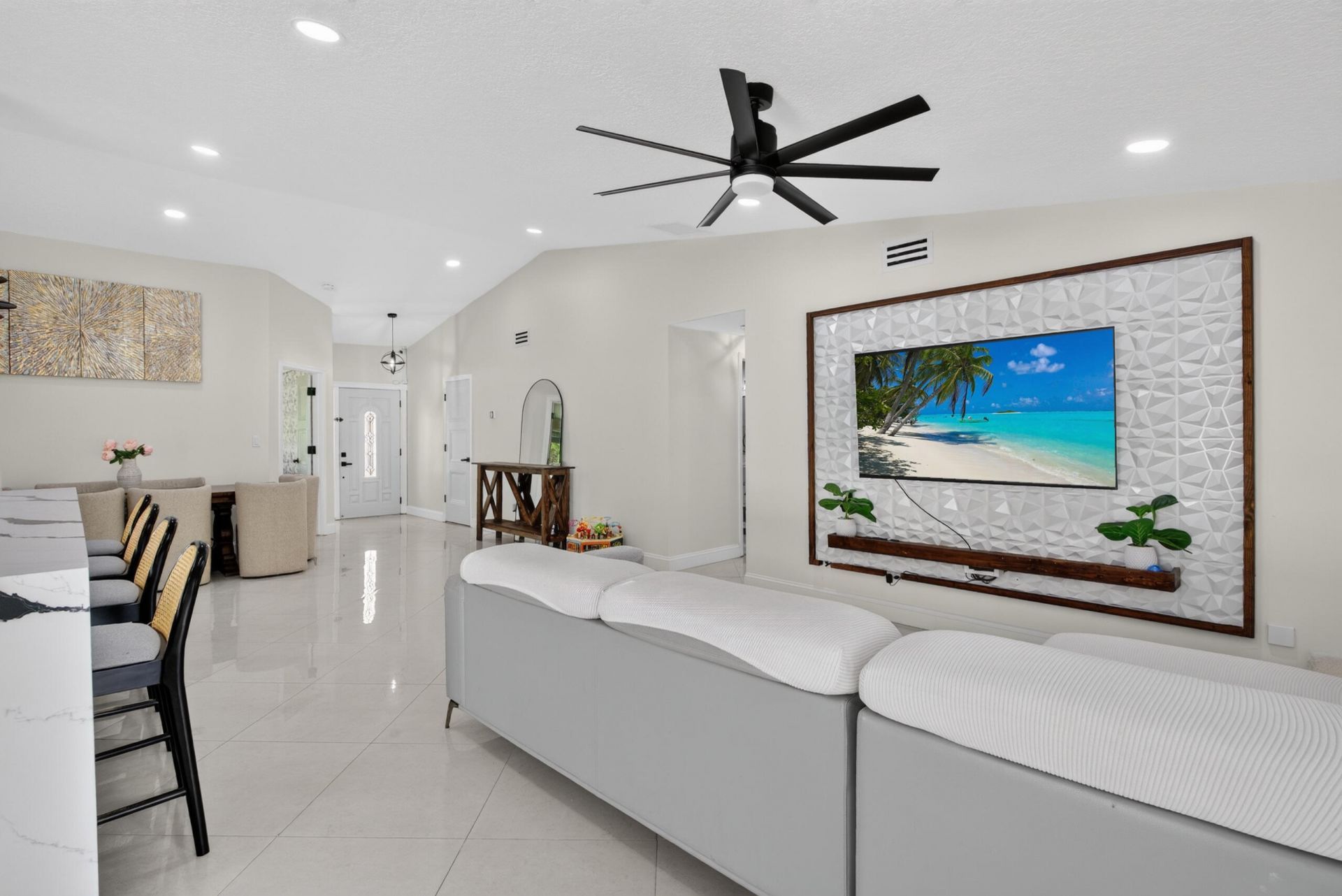 4858 Classic Drive, West Palm Beach, FL 33417 Photo