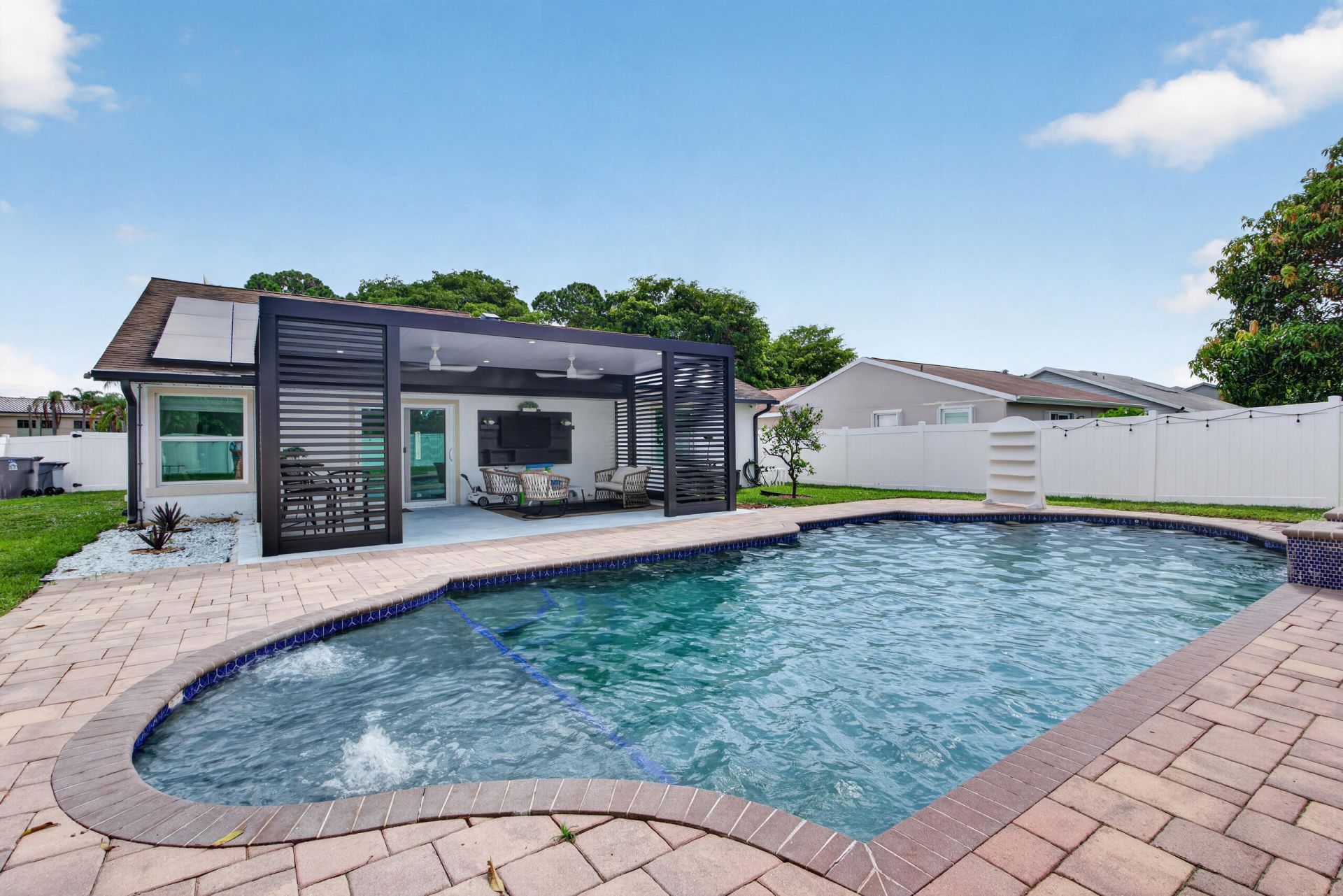 4858 Classic Drive, West Palm Beach, FL 33417 Photo
