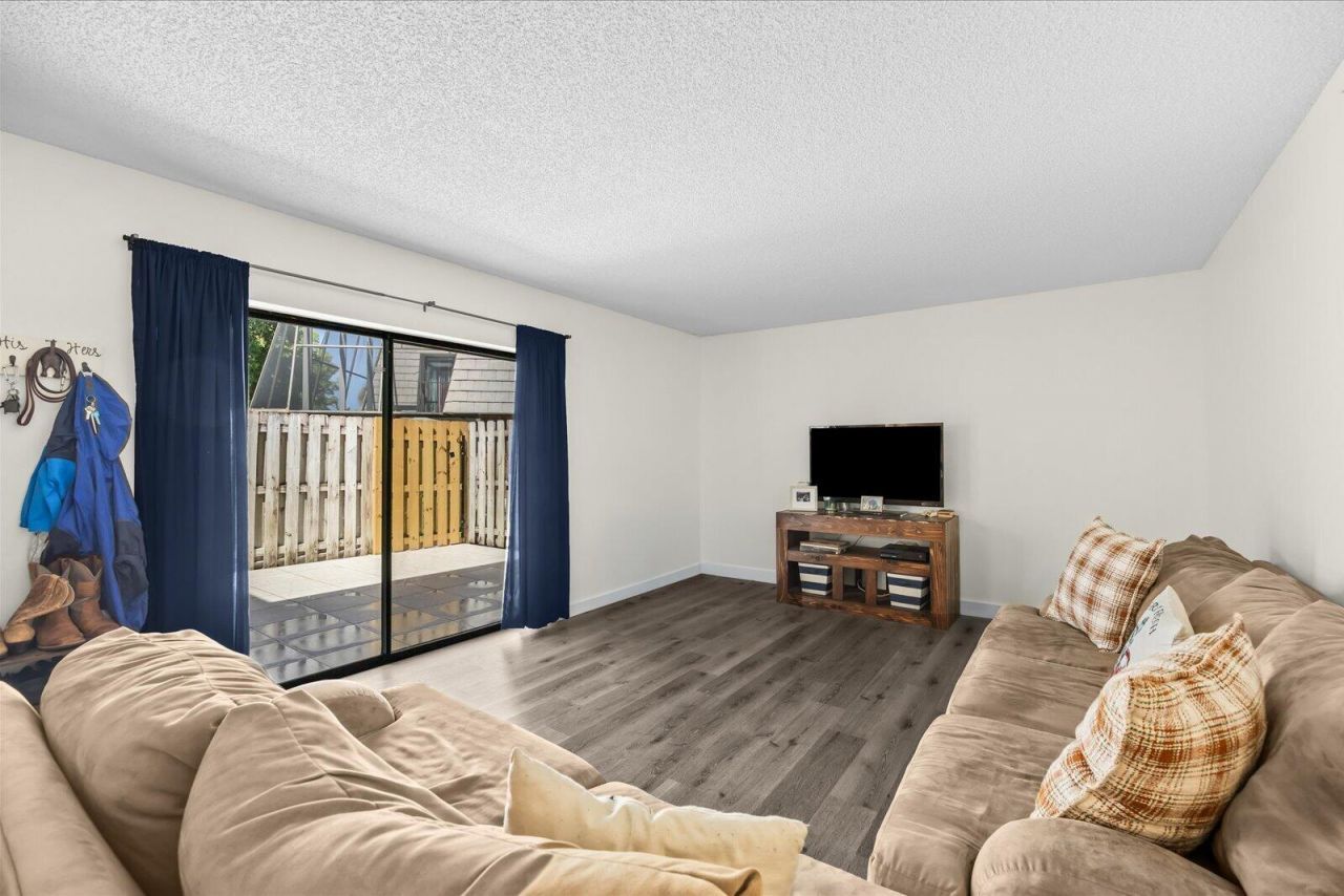 3124 SE Brook Street, Stuart, FL 34997 Photo