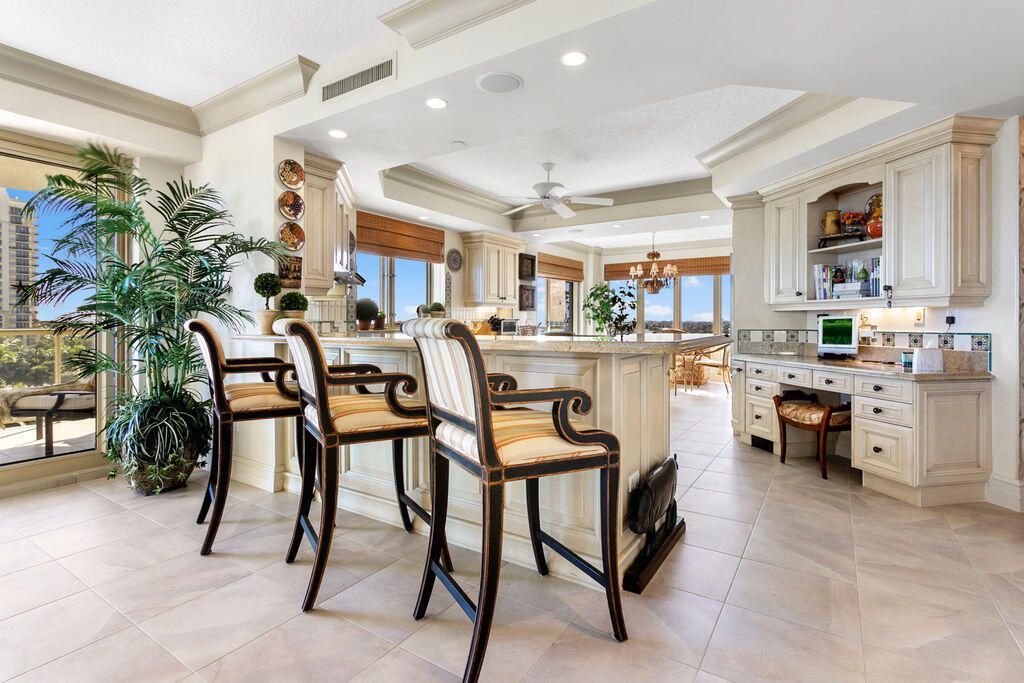 3920 N Ocean Drive, Unit 6A, Singer Island, FL 33404 Photo