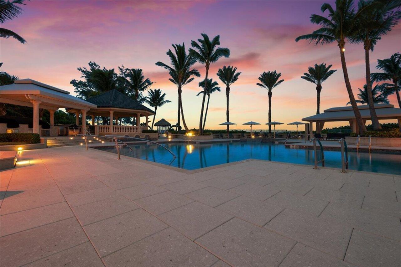 3920 N Ocean Drive, Unit 6A, Singer Island, FL 33404 Photo