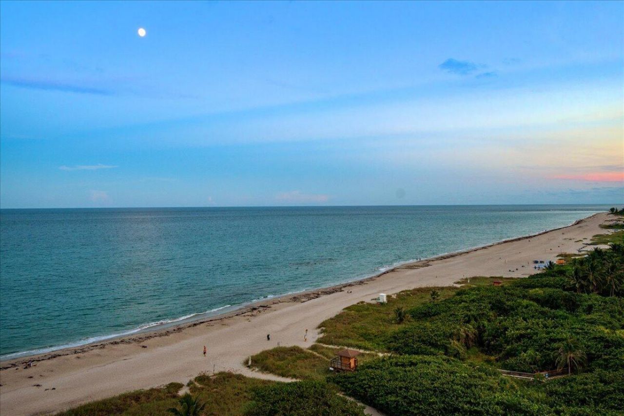 3920 N Ocean Drive, Unit 6A, Singer Island, FL 33404 Photo