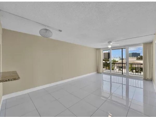 4501 NE 21st Avenue, Unit 412, Fort Lauderdale, FL 33308