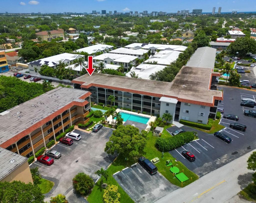 651 Pine Drive, Unit 201, Pompano Beach, FL 33060 Photo