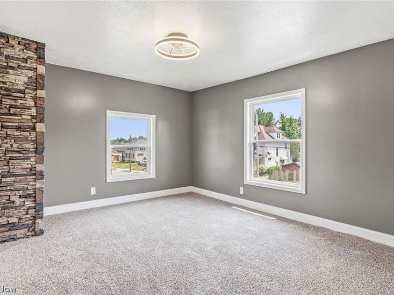 355 W High Street, Alliance, OH 44601 Photo 22