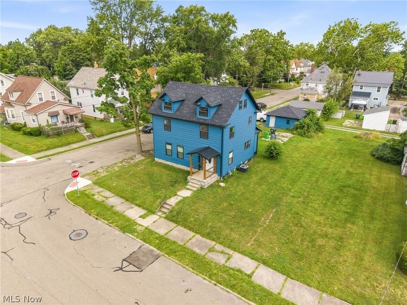 355 W High Street, Alliance, OH 44601 Photo 6