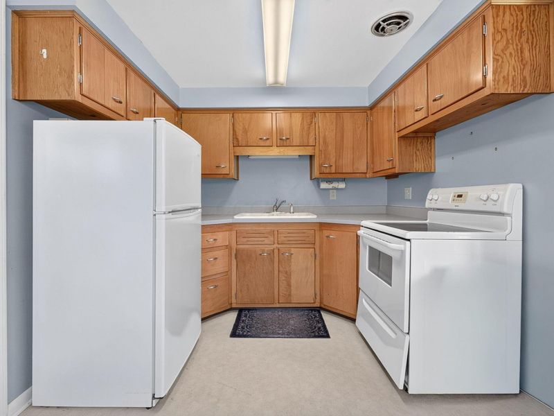 108 Pleasant Drive , Bellefontaine, OH 43311 Photo 18