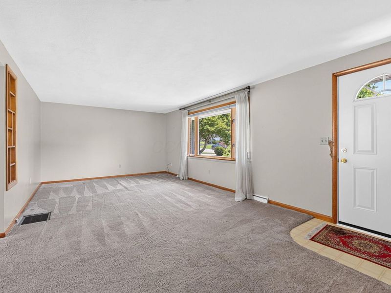 108 Pleasant Drive , Bellefontaine, OH 43311 Photo 8