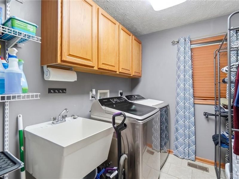 819 Flanders Avenue, Brookville, OH 45309 Photo 61