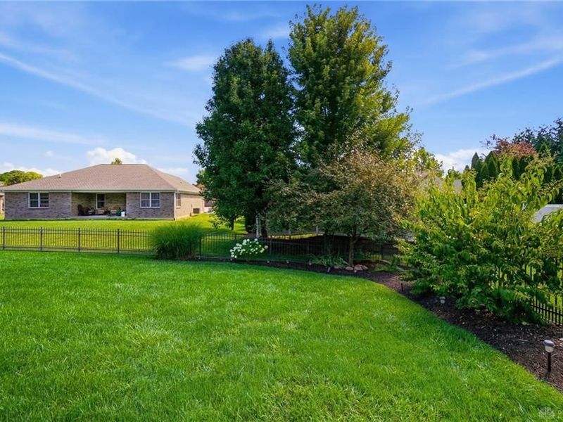 819 Flanders Avenue, Brookville, OH 45309 Photo 66