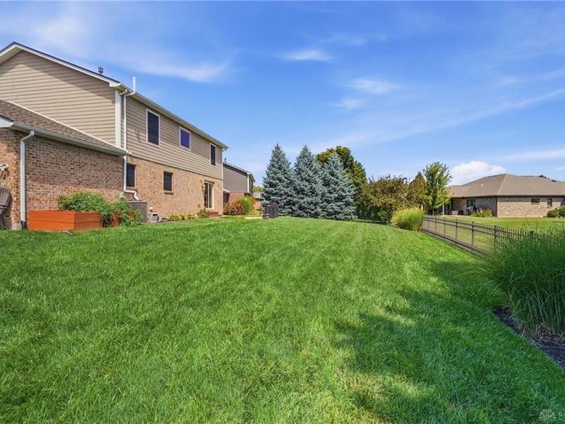 819 Flanders Avenue, Brookville, OH 45309 Photo 68