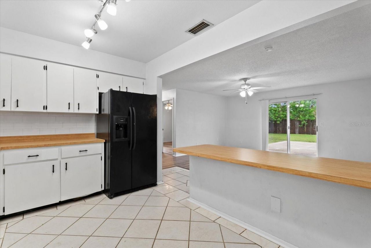 519 64th Avenue Drive E, Bradenton, FL 34203 Photo