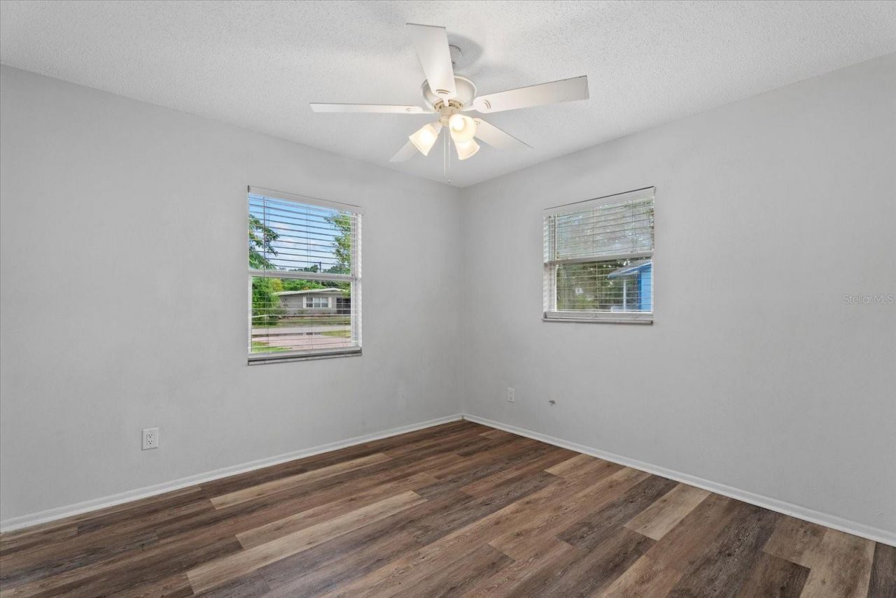 519 64th Avenue Drive E, Bradenton, FL 34203 Photo