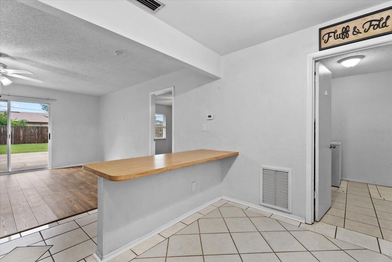 519 64th Avenue Drive E, Bradenton, FL 34203 Photo