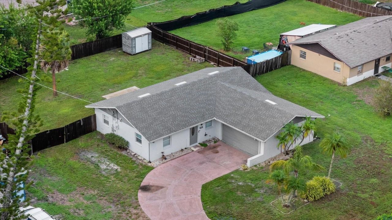 519 64th Avenue Drive E, Bradenton, FL 34203 Photo