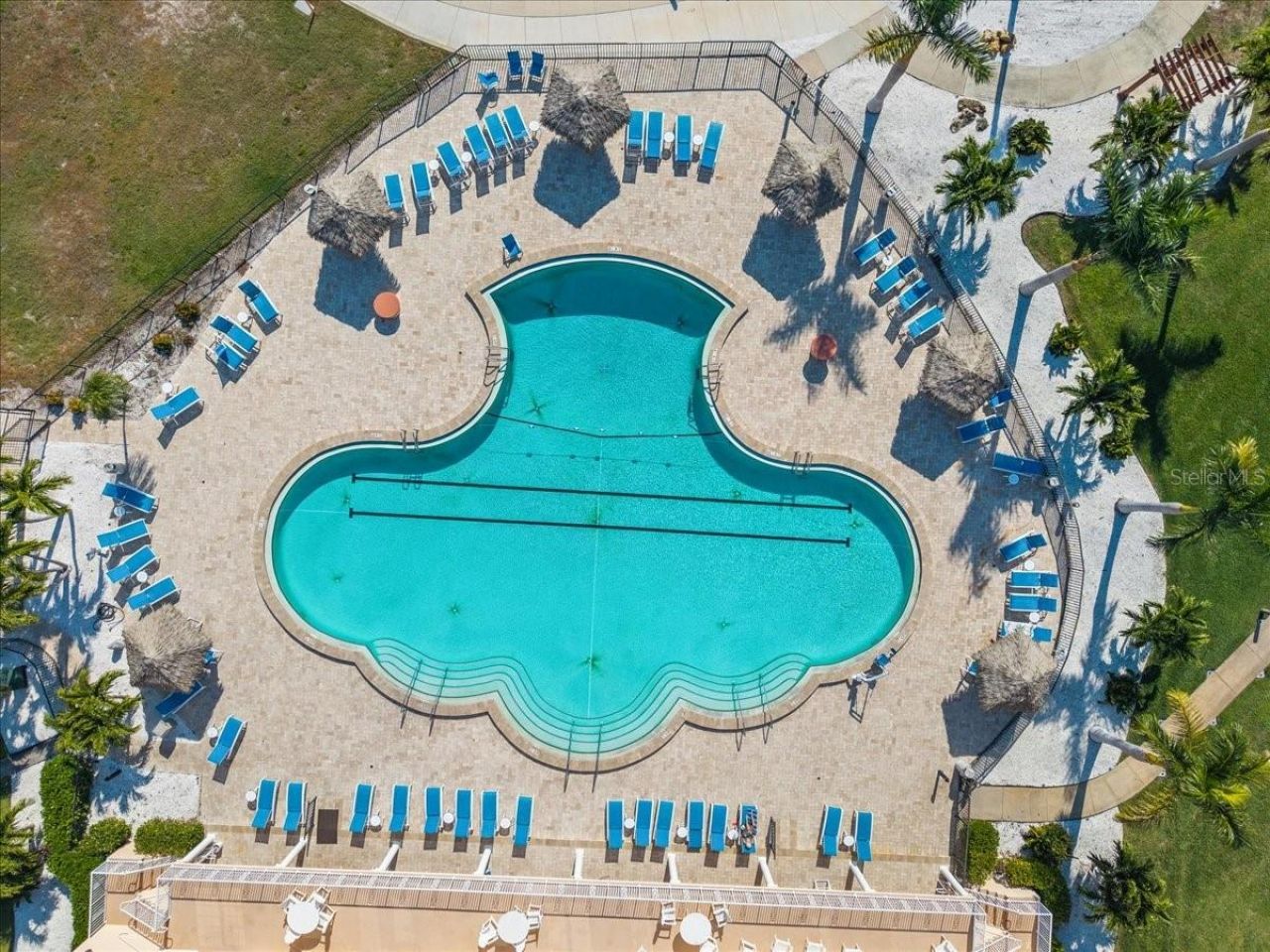 5020 Brittany Drive S, Unit 118, Saint Petersburg, FL 33715 Photo